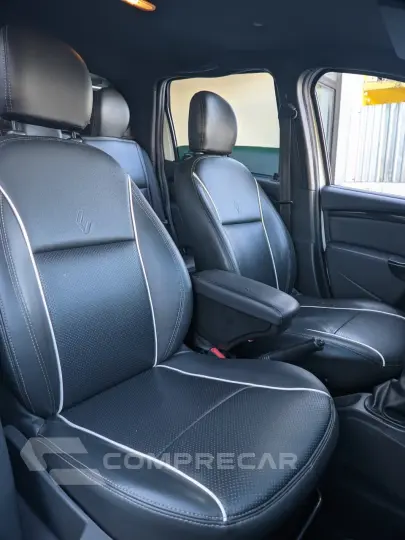 DUSTER OROCH Dyna. 2.0 Flex 16V Aut.