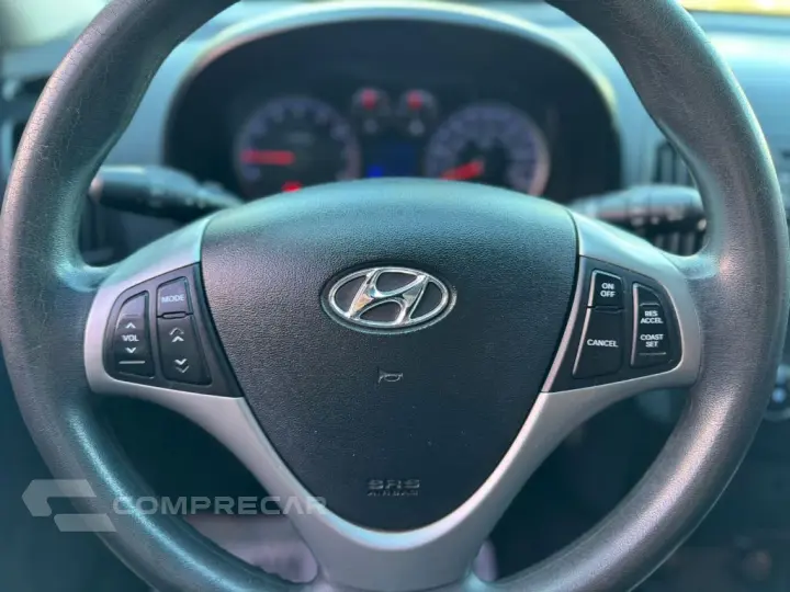 i30 2.0 16V 145cv 5p Mec.