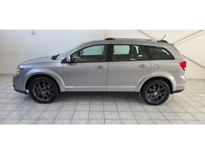 JOURNEY 3.6 RT AWD V6 GASOLINA 4P AUTOMÁTICO