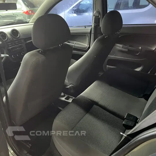 GOL 1.6 MI Power 8V