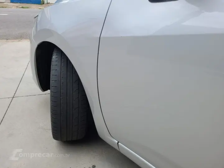 VERSA Exclusive 1.6 16V Flex Aut.