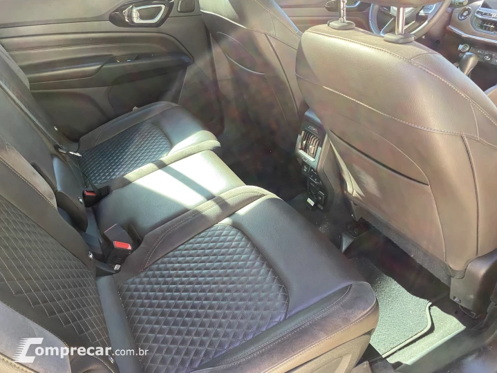 COMMANDER 1.3 T270 Turbo Overland