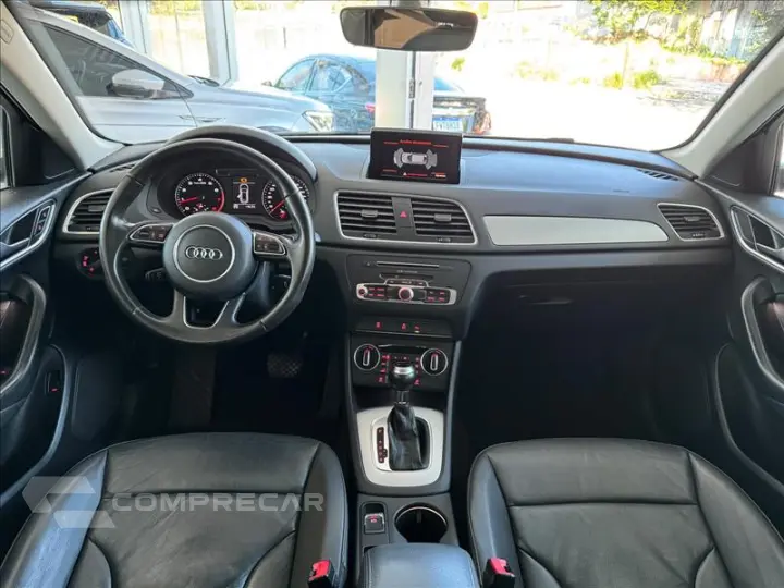 Q3 1.4 TFSI Ambiente Plus S Tronic