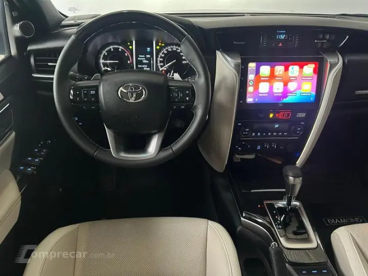 HILUX SW4 DIAMOND 2.8 TB 4X4 DIE. AUT.