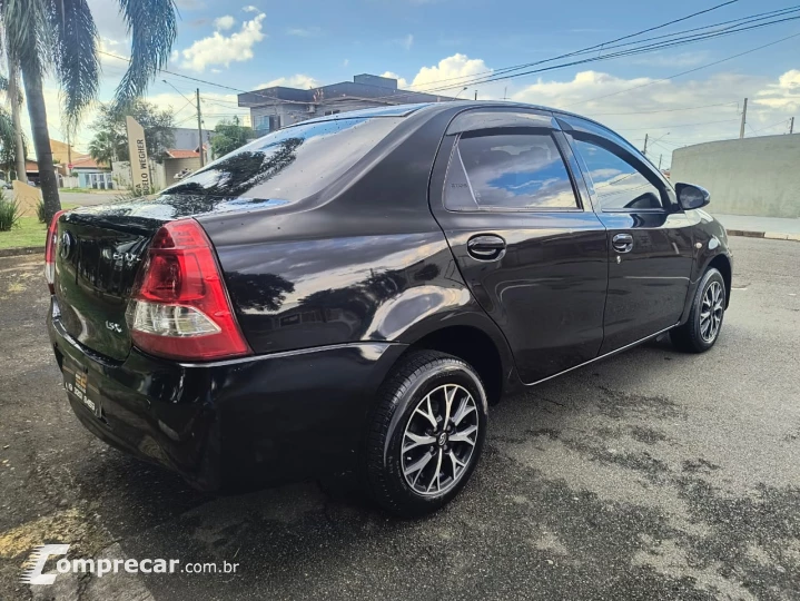 ETIOS 1.5 X Plus Sedan 16V