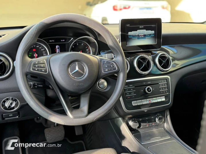 CLA 180 1.6 CGI 7g-dct
