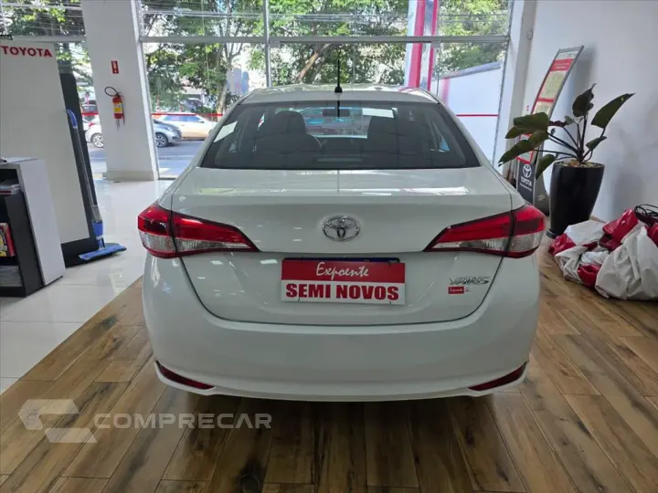 YARIS 1.5 16V FLEX SEDAN XL LIVE MULTIDRIVE