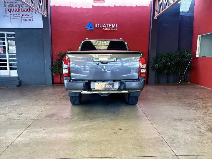 L200 TRITON 2.4 16V TURBO DIESEL SPORT HPE CD 4P 4X4 AUTOMÁT