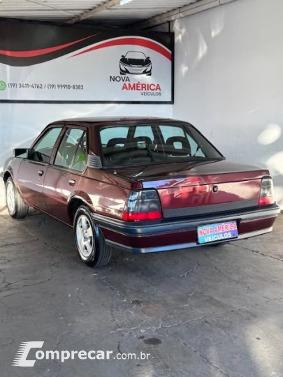 Monza GL 1.8 EFI/ SL/ L/ 650/Barc. 2e4p