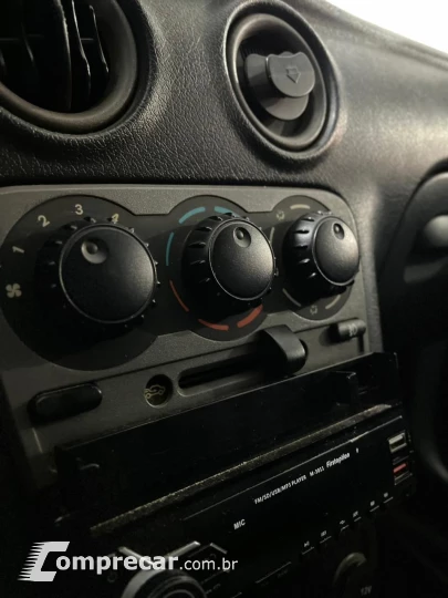 CELTA 1.0 MPFI LS 8V