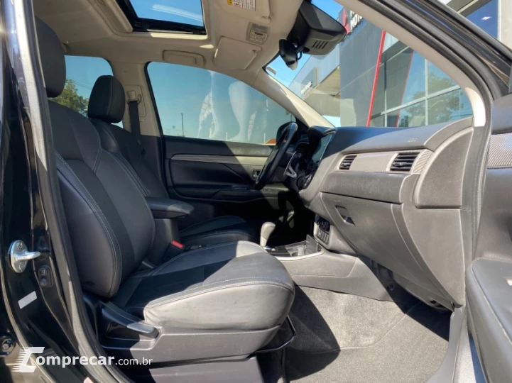 OUTLANDER 3.0 Mivec V6 Hpe-s AWD