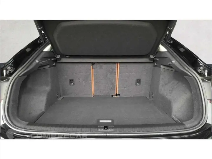 Q3 2.0 40 TFSI GASOLINA SPORTBACK PERFORMANCE QUA