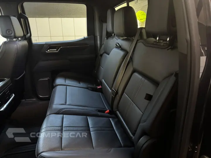 SILVERADO 5.3 V8 GASOLINA 1500 HIGH COUNTRY 4X4 AUTOMÁTICO