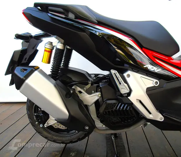 HONDA ADV 150