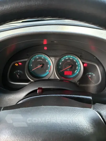S10 2.4 MPFI Executive 4X2 CD 8V