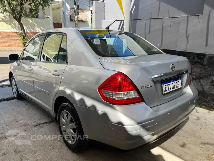 TIIDA 1.8 Sedan 16V