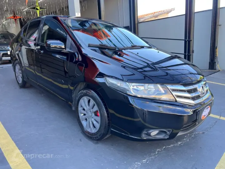 CITY Sedan LX 1.5 Flex 16V 4p Aut.