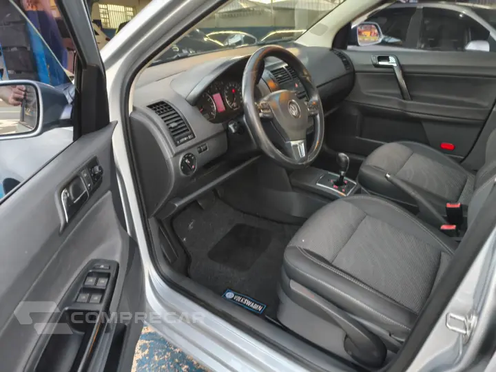 POLO SEDAN 1.6 MI Comfortline 8V