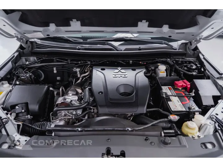 PAJERO SPORT 2.4 16V MIVEC TURBO DIESEL HPE-S AWD AUTOMÁTICO