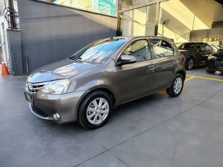 ETIOS XLS 1.5 Flex 5p Aut.