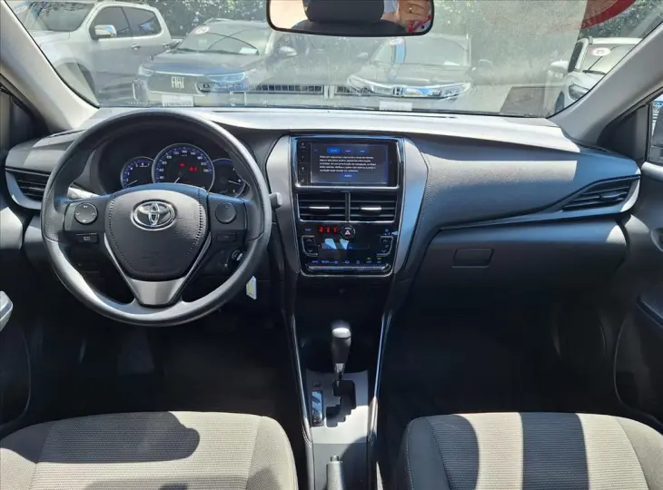 YARIS 1.5 16V FLEX SEDAN XL MULTIDRIVE