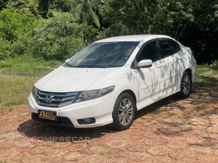 CITY 1.5 LX Sedan 16V