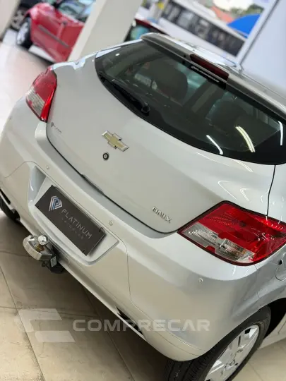ONIX HATCH LS 1.0 8V FlexPower 5p Mec.