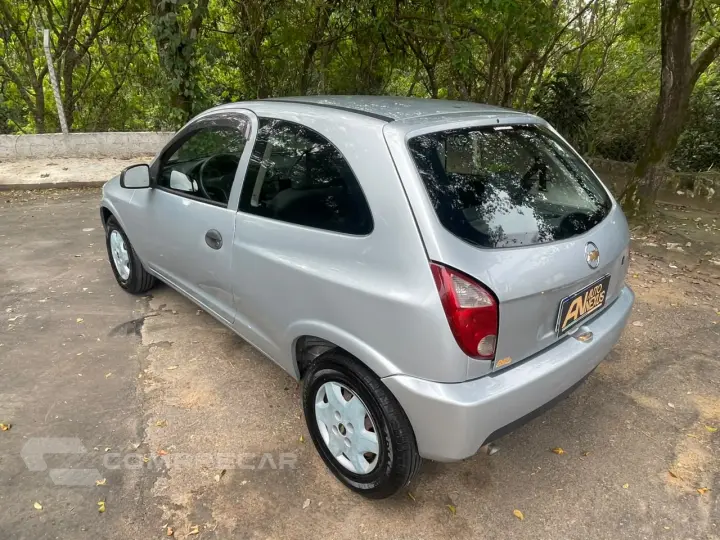 CELTA 1.0 MPFI Life 8V