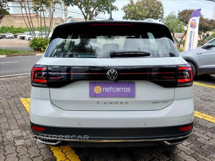 T-CROSS 1.4 250 TSI TOTAL FLEX HIGHLINE AUTOMÁTICO