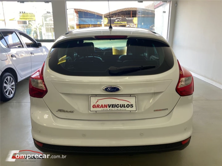 FOCUS 1.6 SE 16V FLEX 4P POWERSHIFT