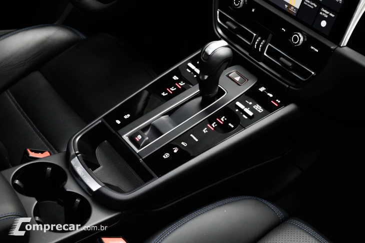 MACAN 2.0 Turbo