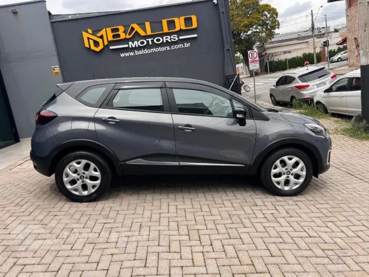 CAPTUR Life 1.6 16V Flex 5p Aut.