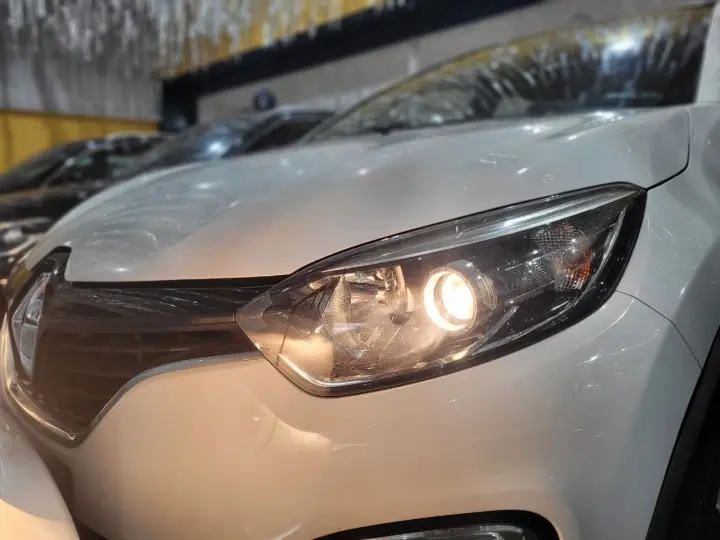 CAPTUR Intense 2.0 16V Flex 5p Aut.