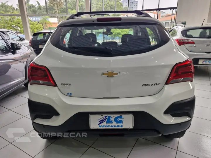 Onix Hatch 1.4 4P FLEX ACTIV AUTOMÁTICO