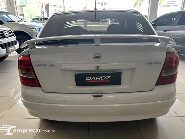Astra GL 1.8 MPFI 3p