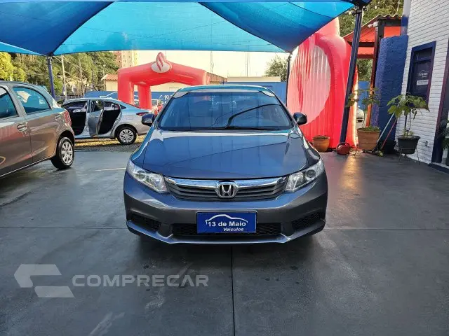 CIVIC - 1.8 LXS 16V 4P AUTOMÁTICO