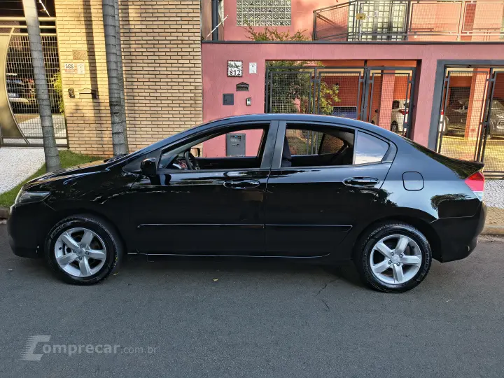 CITY 1.5 LX Sedan 16V