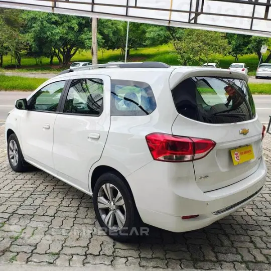 SPIN 1.8L AT PREMIER