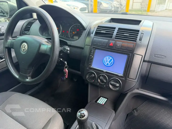 Polo Sedan 1.6 4P COMFORTLINE FLEX