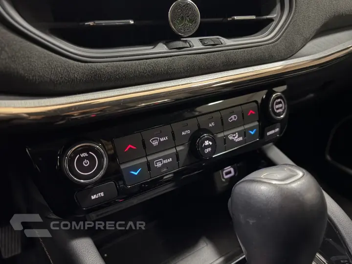 COMMANDER 2.0 TD380 TURBO DIESEL LIMITED AT9