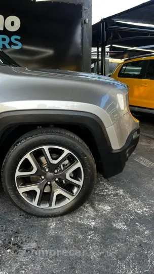 Renegade 1.8 16V 4P FLEX AUTOMÁTICO