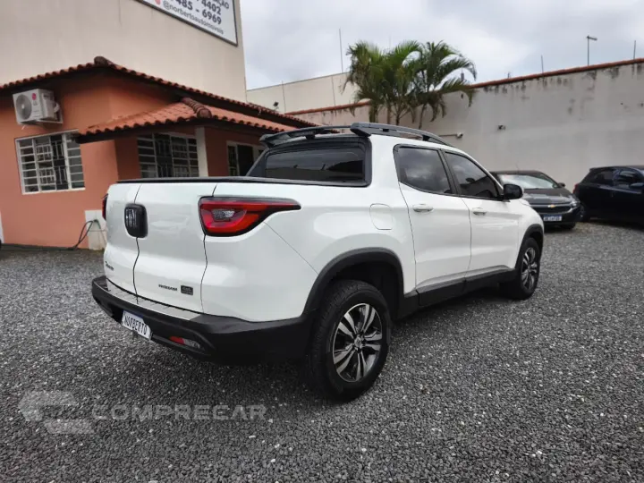 TORO 2.0 16V Turbo Freedom 4X4