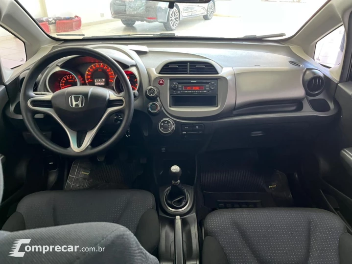 Fit 1.4 16V 4P LX FLEX