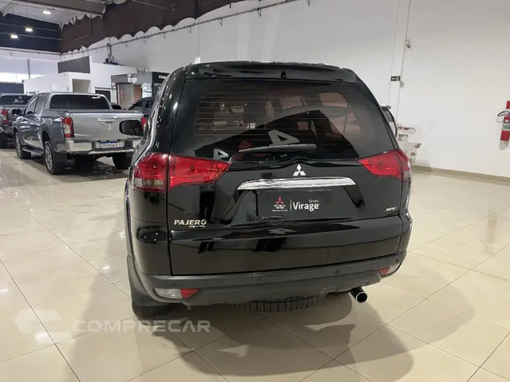 PAJERO 3.2 HPE 4X4 7 Lugares 16V Turbo Intercooler