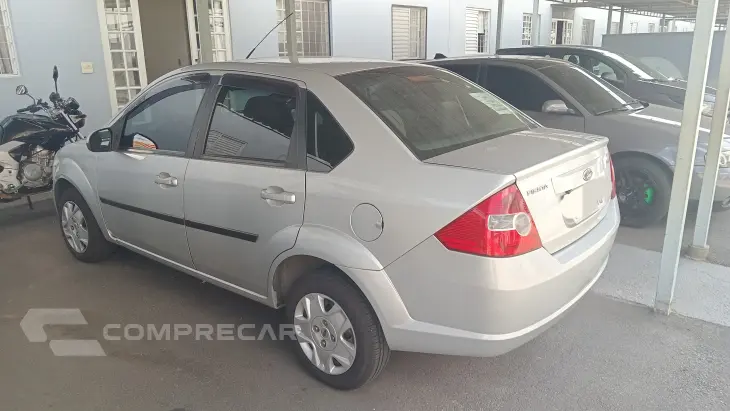 FIESTA 1.6 Rocam Sedan 8V