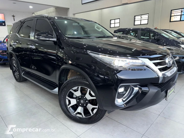 HILUX SW4 2.8 D-4d Turbo Diamond 7L