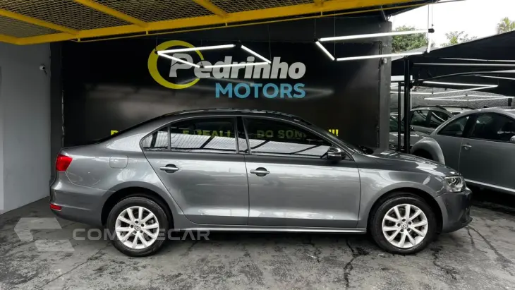 Jetta 2.0 4P FLEX AUTOMÁTICO