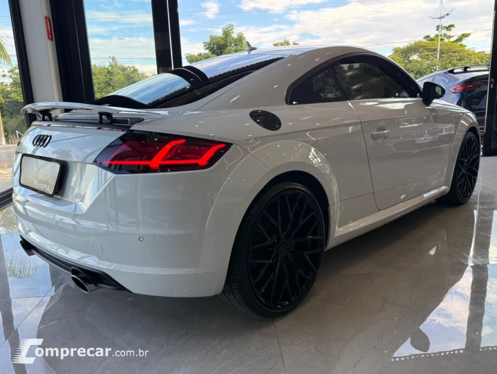 TT 2.0 16v TFSI S-Tronic
