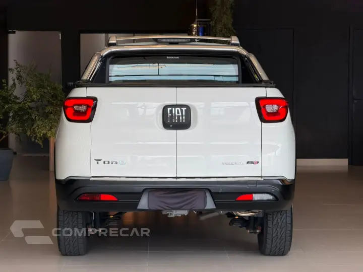 TORO 2.0 16V Turbo Volcano 4WD AT9