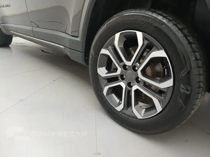 COMMANDER 1.3 T270 TURBO FLEX LIMITED AT6